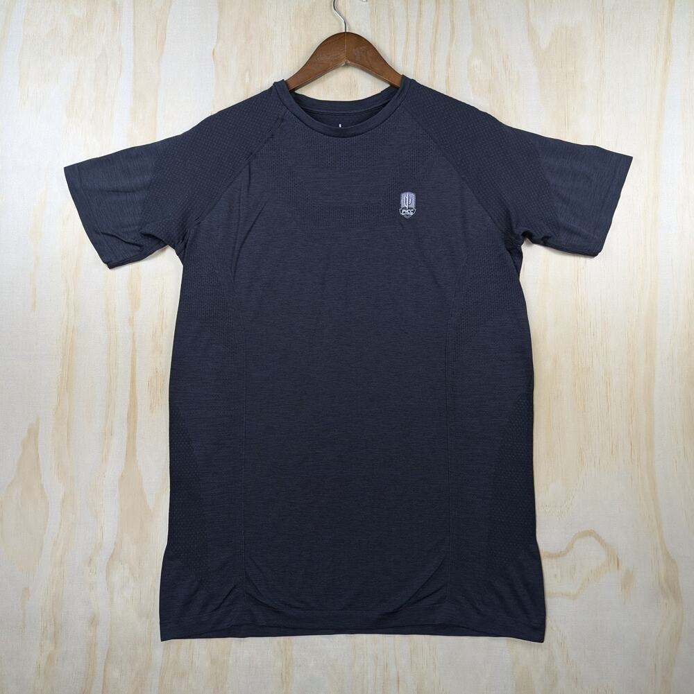 Alo Men's XL Seamless Performance Tee Charcoal Heather PVCC Logo Mesh Vent Yoga